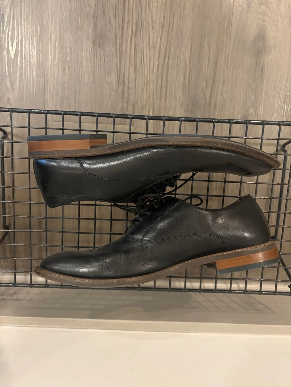 Vince Camuto smooth black